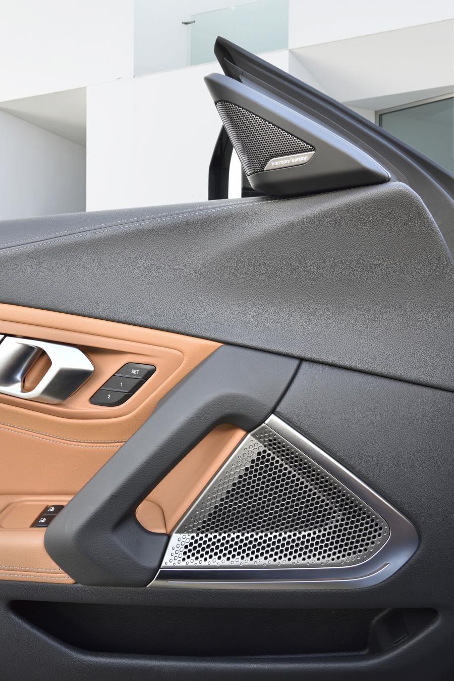 Детали интерьера BMW Z4 M40i (G29) 2018 года  (WW) (фото 169 из 179)